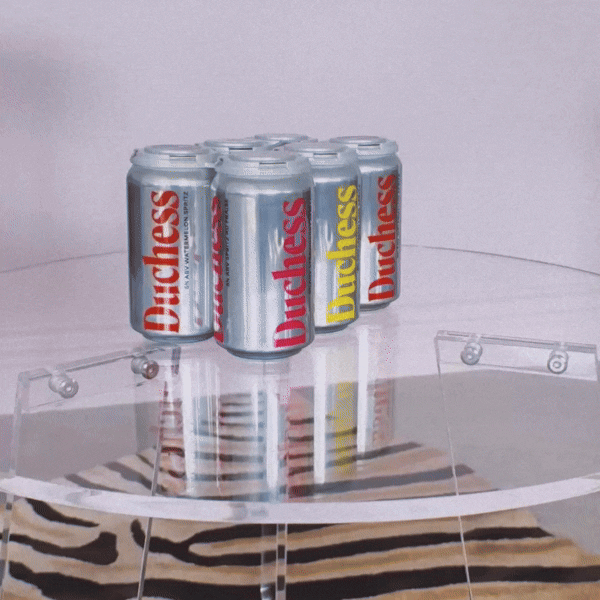 Duchess_Spritz_Mixed_Pack_at_Cafe_2.gif